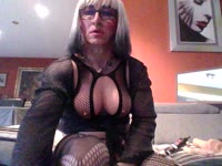 I am a horny crossdresser of Polish descent living in Belgium! Always horny and like to play with my ass, also a fuck machine!
