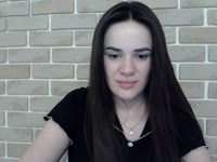 I am a sweet, open and sociable girl who loves to have fun and remember it forever.