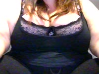 Si tu aimes les rondeurs, et les grosses poitrines alors tu ne seras pas décu !