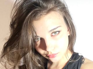 hot cam BriandaLudwic