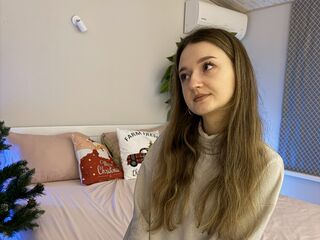 hot camwhore CyrenaLuxe