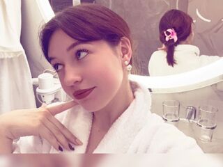 nude webcam girl pic GudrunManzone