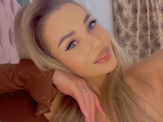 live chatroom IvyThompson