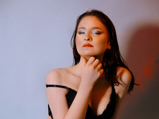 web cam live KiraClair