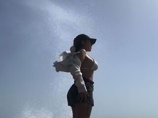 camslut fingering pussy MarieLima