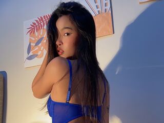 webcamgirl chat room SessahMi