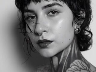 topless cam girl ValentineSaenz