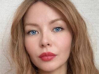 camgirl showing pussy AnnaAnechka