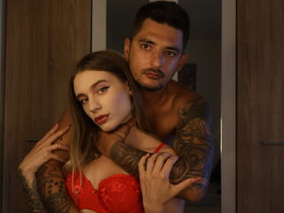 naked webcam couple picture AnnaAndLeo
