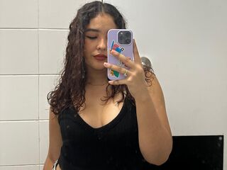 girl webcam show AbygailGarcia