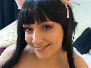 kinky webcam model AdelineDevin
