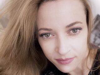 live cam girl picture AdelineGreen