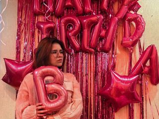 webcam show AdinaBoas