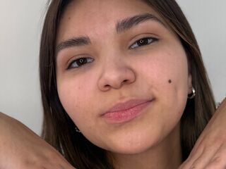 camslut webcam video AdriaKunstlinger