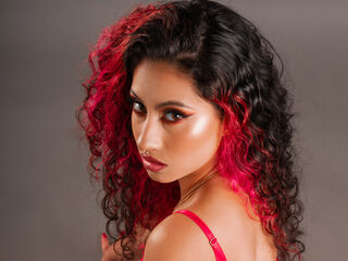 naked webcamgirl AishaSavedra