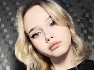 fingering girl chat AlmaLonabaugh