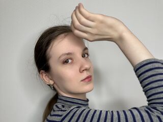 girl webcam naked AlyseCluster