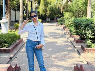 webcam babe chat room AmairaSingh