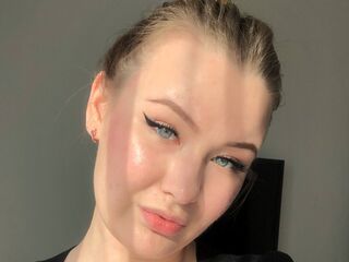 camwhore shaved pussy ArlettaVatter