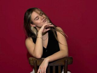 camwhore masturbating AureliaChirico