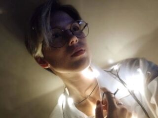 chatrubate cam girl AureliaRavens