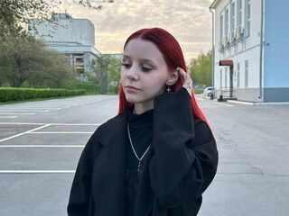 naked cam girl masturbating with sextoy BeataSantisteban