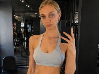hot cam girl masturbating with vibrator BeckieGuerro