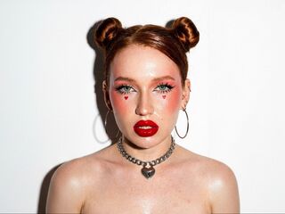 naked camgirl picture BellaMesmer