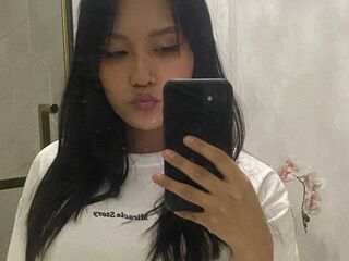 chat live cam BerniceMaguire