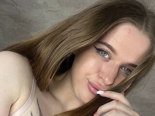 naked cam BetanyFoks
