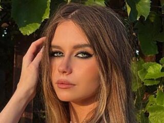 cam girl sex show BrunaKiebler