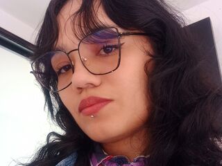hot girl sex cam CamilaRodriguez