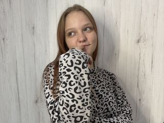 camslut spreading pussy CandaceLir