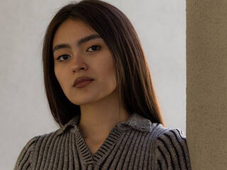 strip tease show CandraGraber