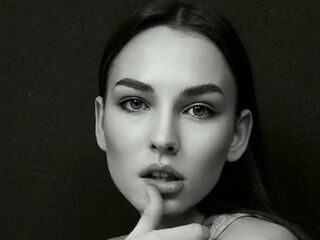 jasmin nude chatroom CariGugliuzza