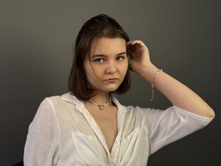cam slut chat room CaritaMattox