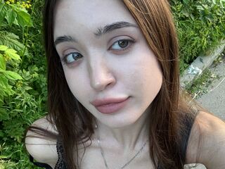 flirt chat room ChandraHankin