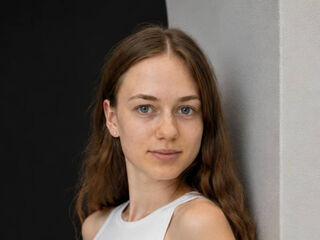 girl topless chat CleoraClouden