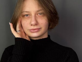 webcam pic CoraLamon