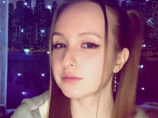 bedroom web cam CortneyMoran