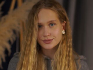 masturbating camgirl DamarisWellnitz