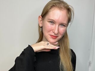 jasmin cam model DominoEverist