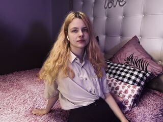 bedroom live webcam EleanorCain