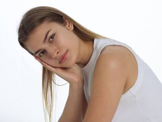 sex webcam chatroom ElizSautner