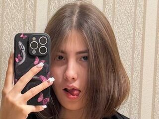 camgirl playing with dildo EllieLenon