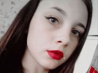 camgirl playing with vibrator EllynDarvish