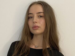 free live chatroom EttaRaybourn