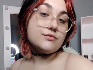 camgirl masturbating with vibrator FeliciaWiliams