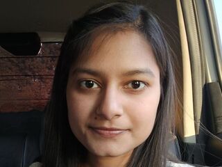 naughty cam girl fingering pussy GretaCyrus