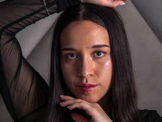 hot strip tease webcam IrysMontiel